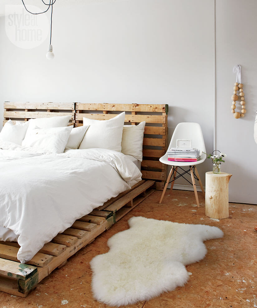 Designerskie łóżko z palet w stylu skandynawskim, loftowym.